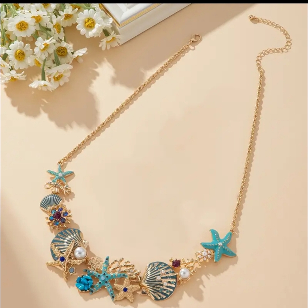 Starfish and Shell Necklace with Gold Chain - Picture 2 of 5